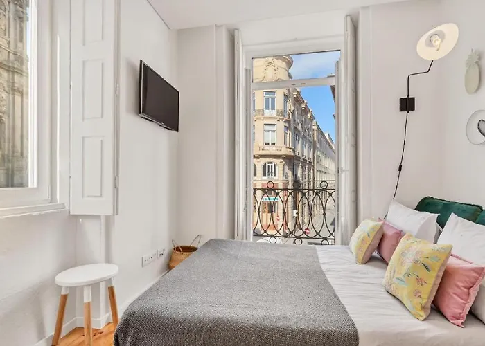 Host Wise - Lovely Shinny Flats With Balcony - Clerigos