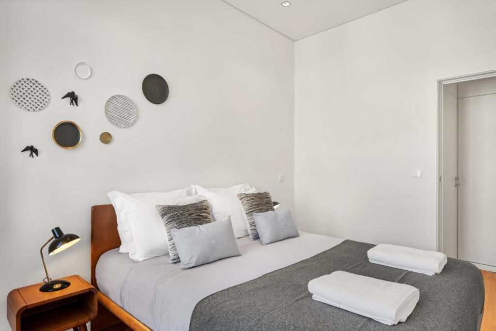 Host Wise - Lovely Shinny Flats With Balcony - Clerigos *