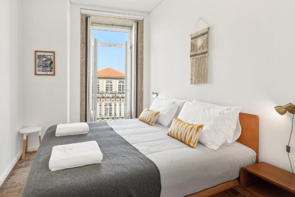Host Wise - Lovely Shinny Flats With Balcony - Clerigos