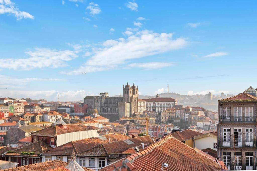 Host Wise - Lovely Shinny Flats With Balcony - Clerigos Porto