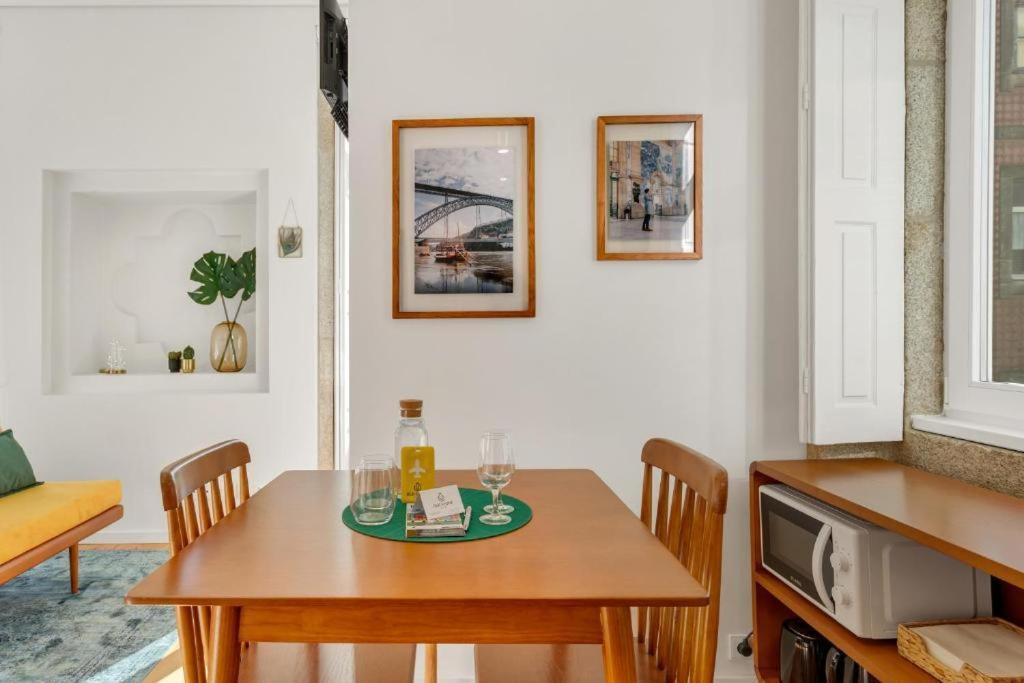 Host Wise - Lovely Shinny Flats With Balcony - Clerigos