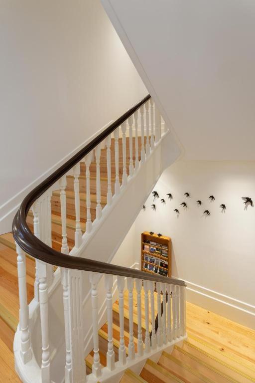 Host Wise - Lovely Shinny Flats With Balcony - Clerigos Apartment *