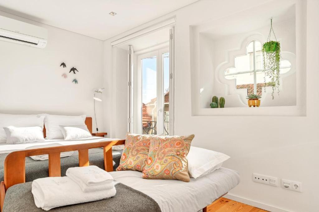 Host Wise - Lovely Shinny Flats With Balcony - Clerigos Apartment *