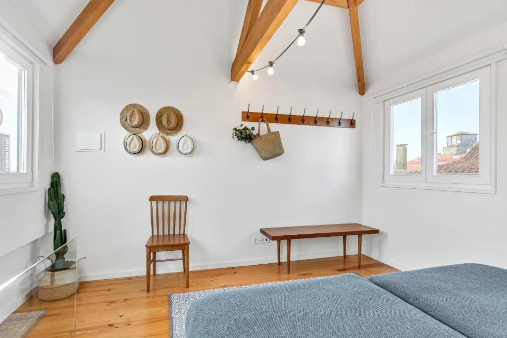 Apartment Host Wise - Lovely Shinny Flats With Balcony - Clerigos Porto